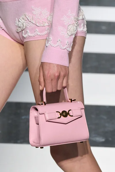 Look 105
